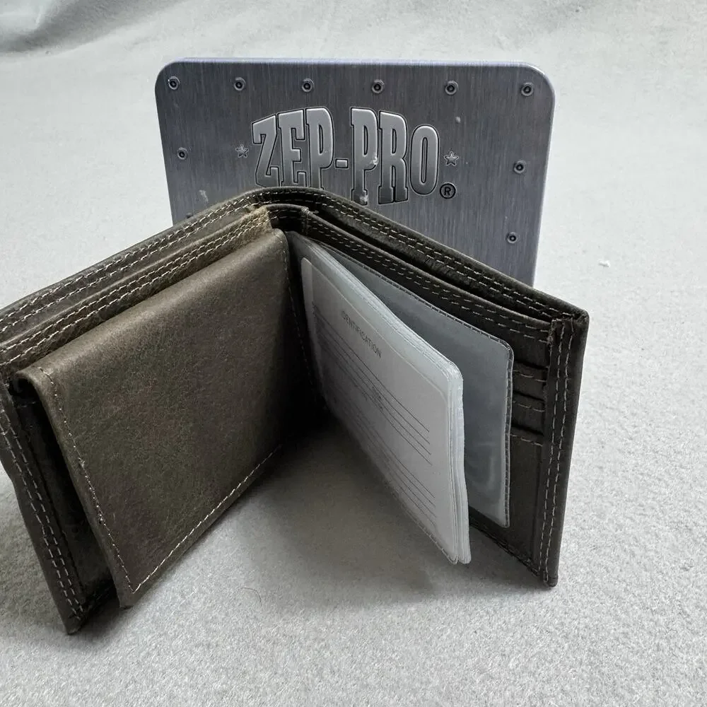NCAA Zep-Pro Genuine Leather Bifold Wallet Gray Florida Gators Logo College